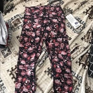 Lululemon Roses Wunder Under High Rise tights